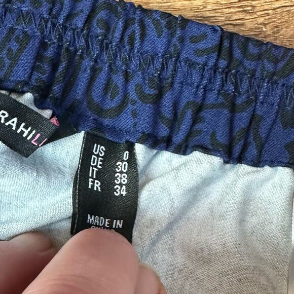 Isaac Mizrahi Live Paisley Pull On Ankle Pants Size 0 Blue Black NEW - Picture 7 of 7